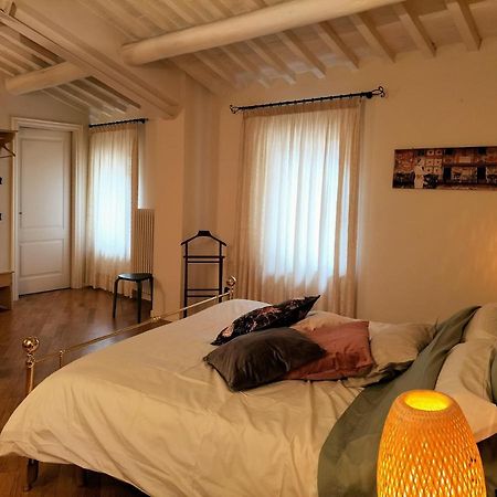 Catulliana Apartment เวโรนา ภายนอก รูปภาพ