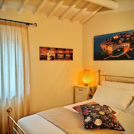 Catulliana Apartment เวโรนา ภายนอก รูปภาพ