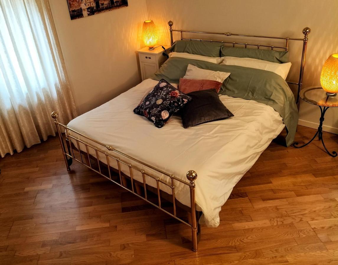 Catulliana Apartment เวโรนา ภายนอก รูปภาพ