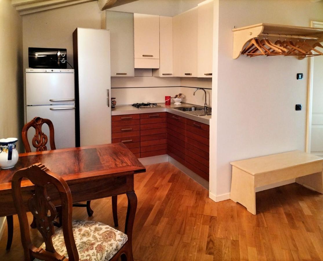 Catulliana Apartment เวโรนา ภายนอก รูปภาพ